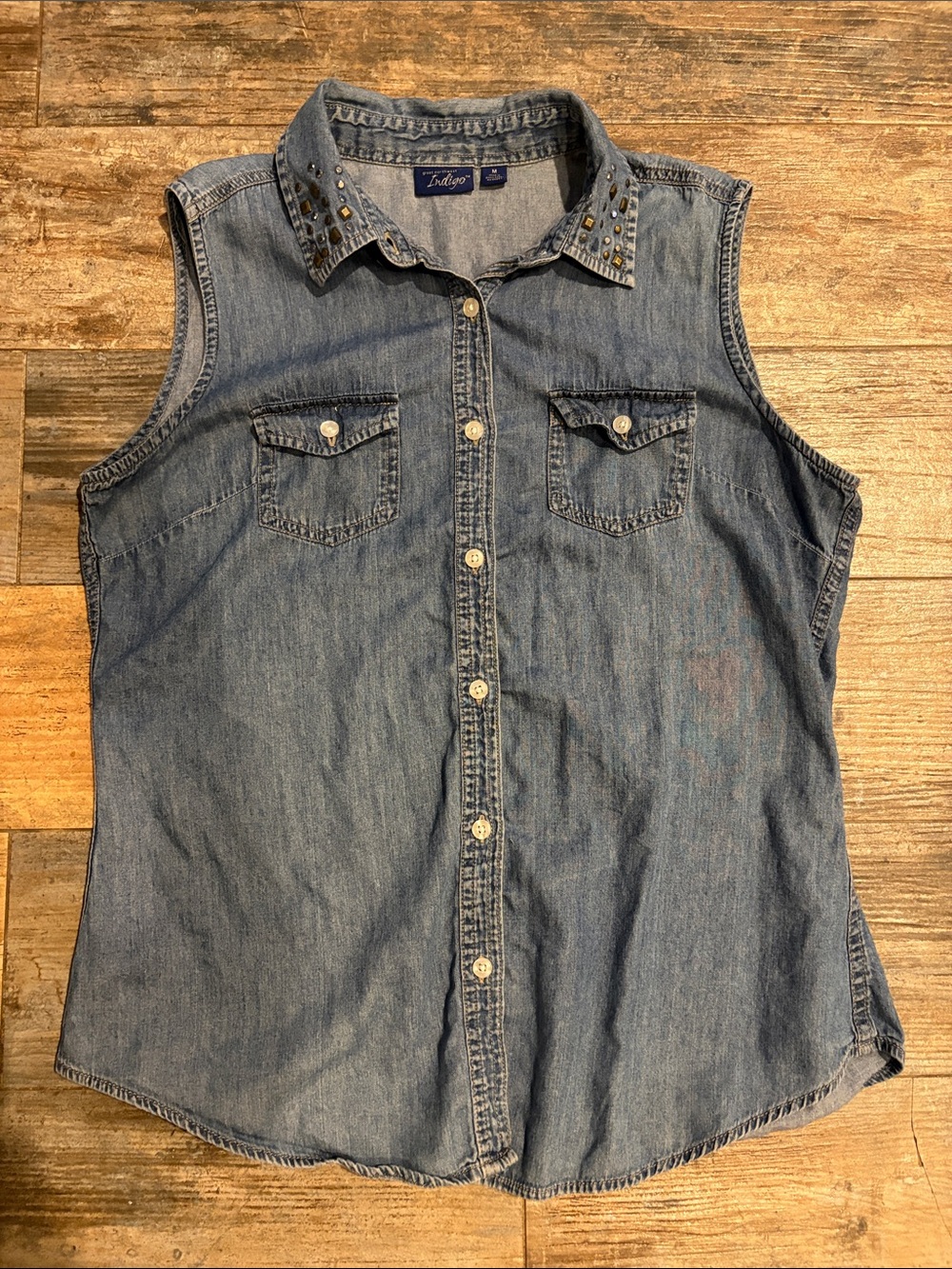 Indigo Light Blue Stud-Trim Sleeveless Denim Shirt